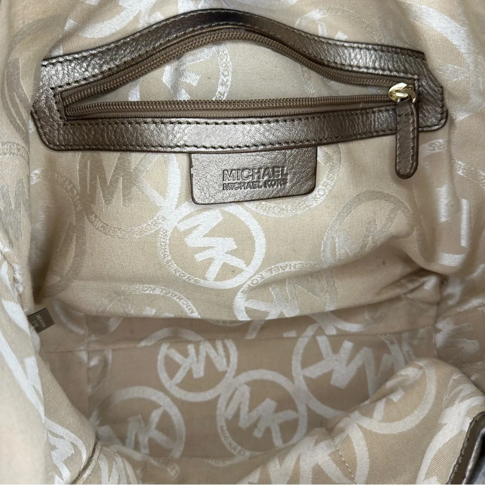 Michael Kors Tan Beige Monogram Shoulder Bag with Gold Hardware - Picture 4 of 6